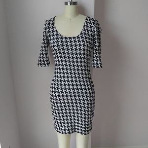 HOUNDSTOOTH Mini dress